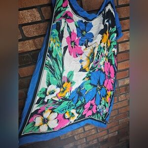 The specialty house scarf made in Italy